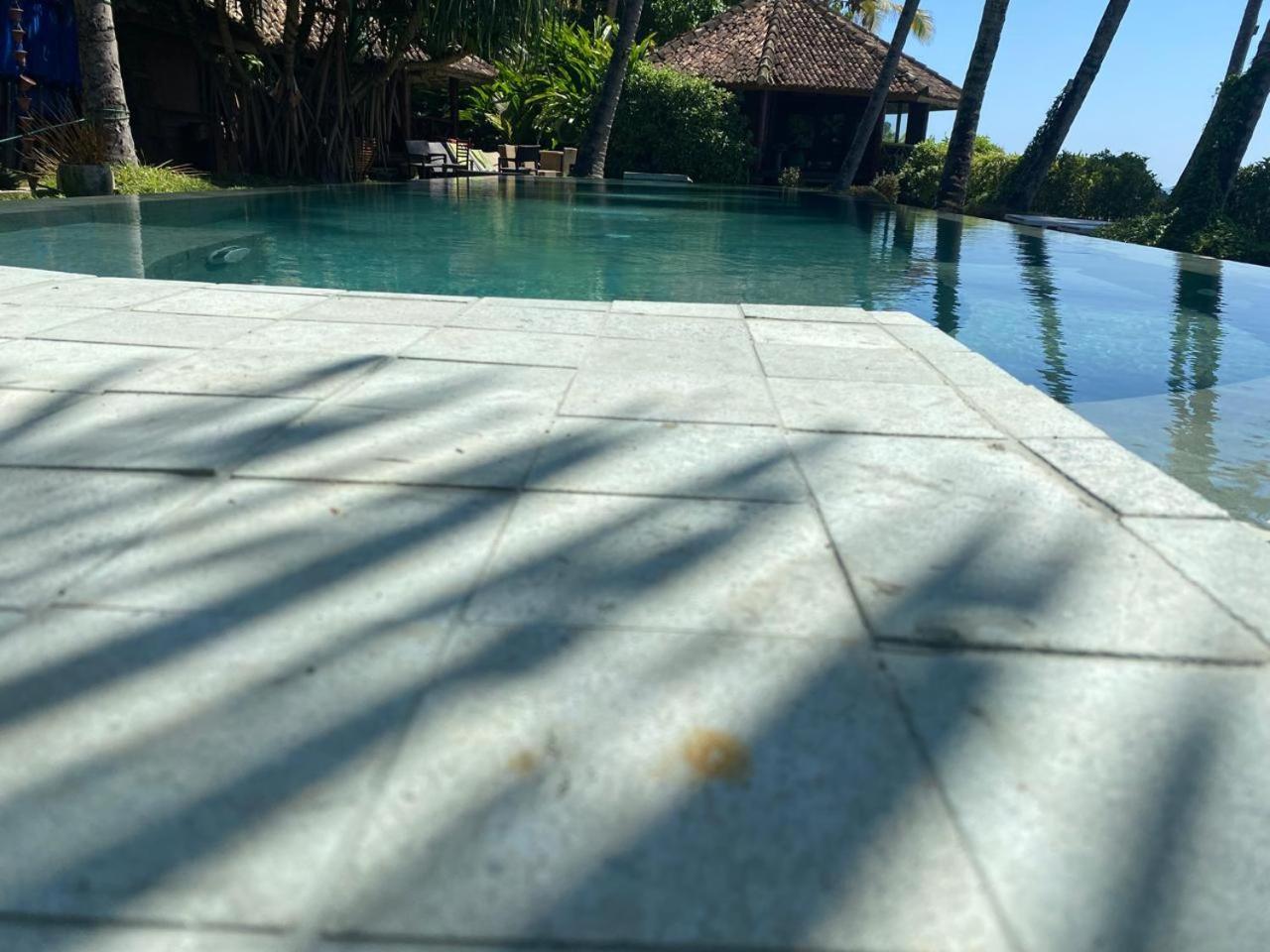 Rockside Cabanas Hotel Unawatuna Eksteriør bilde